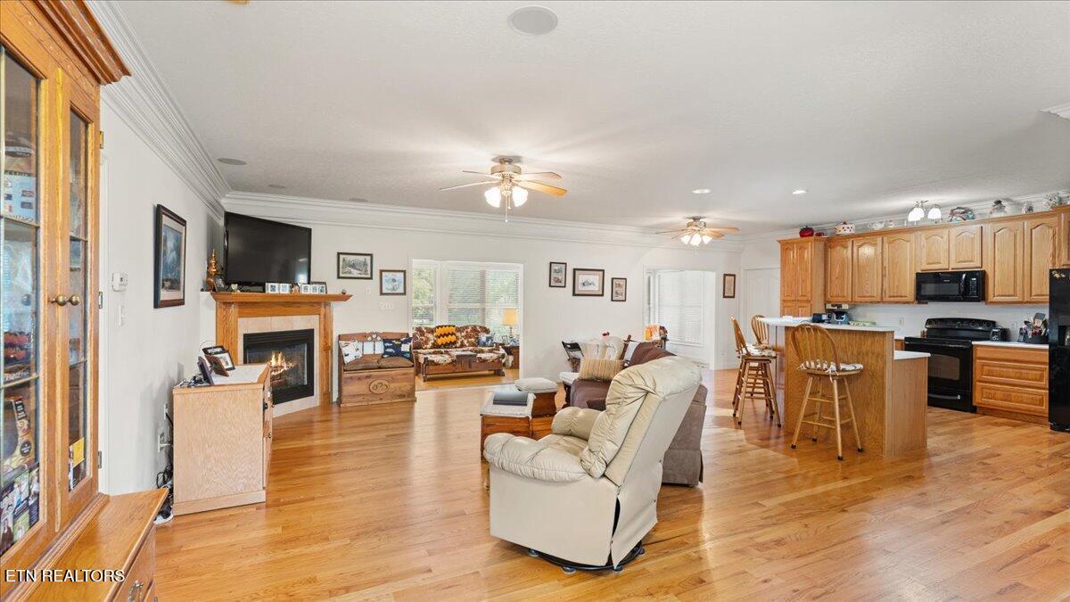915 Smokey Mtn Queen Rd