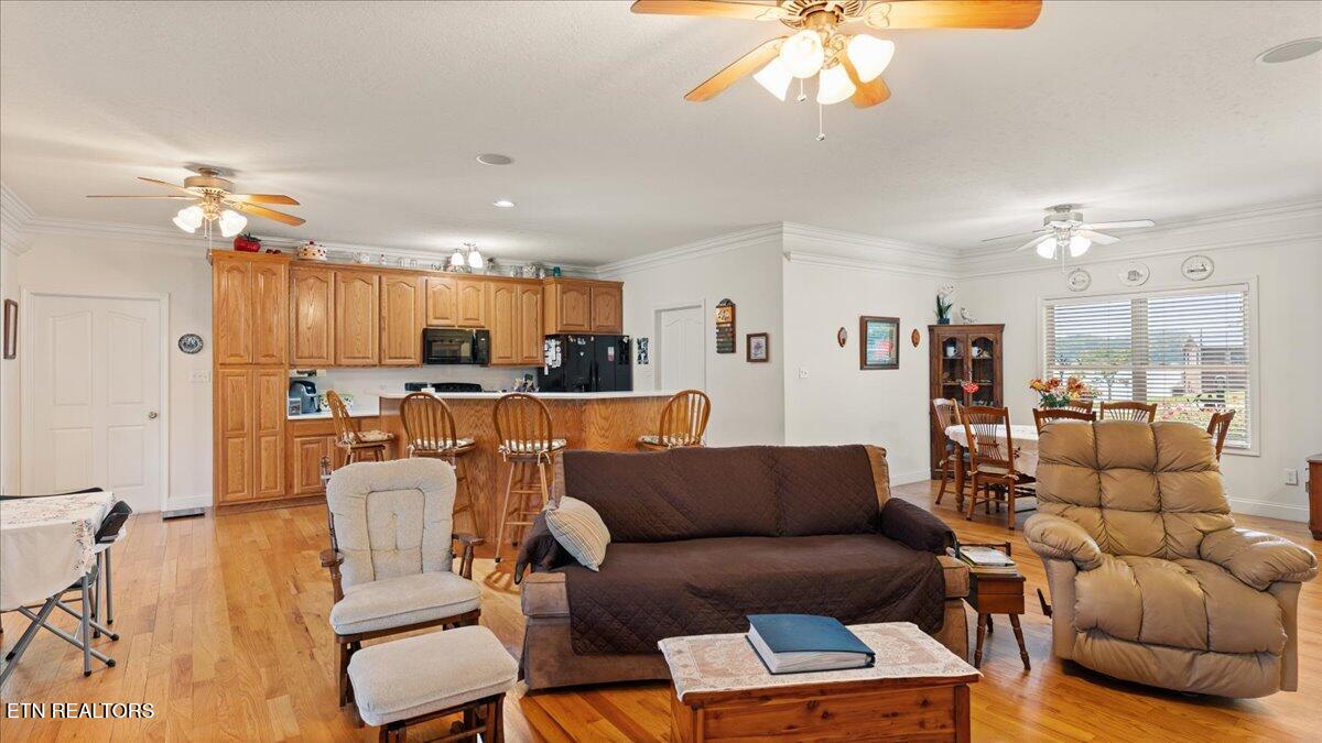 915 Smokey Mtn Queen Rd