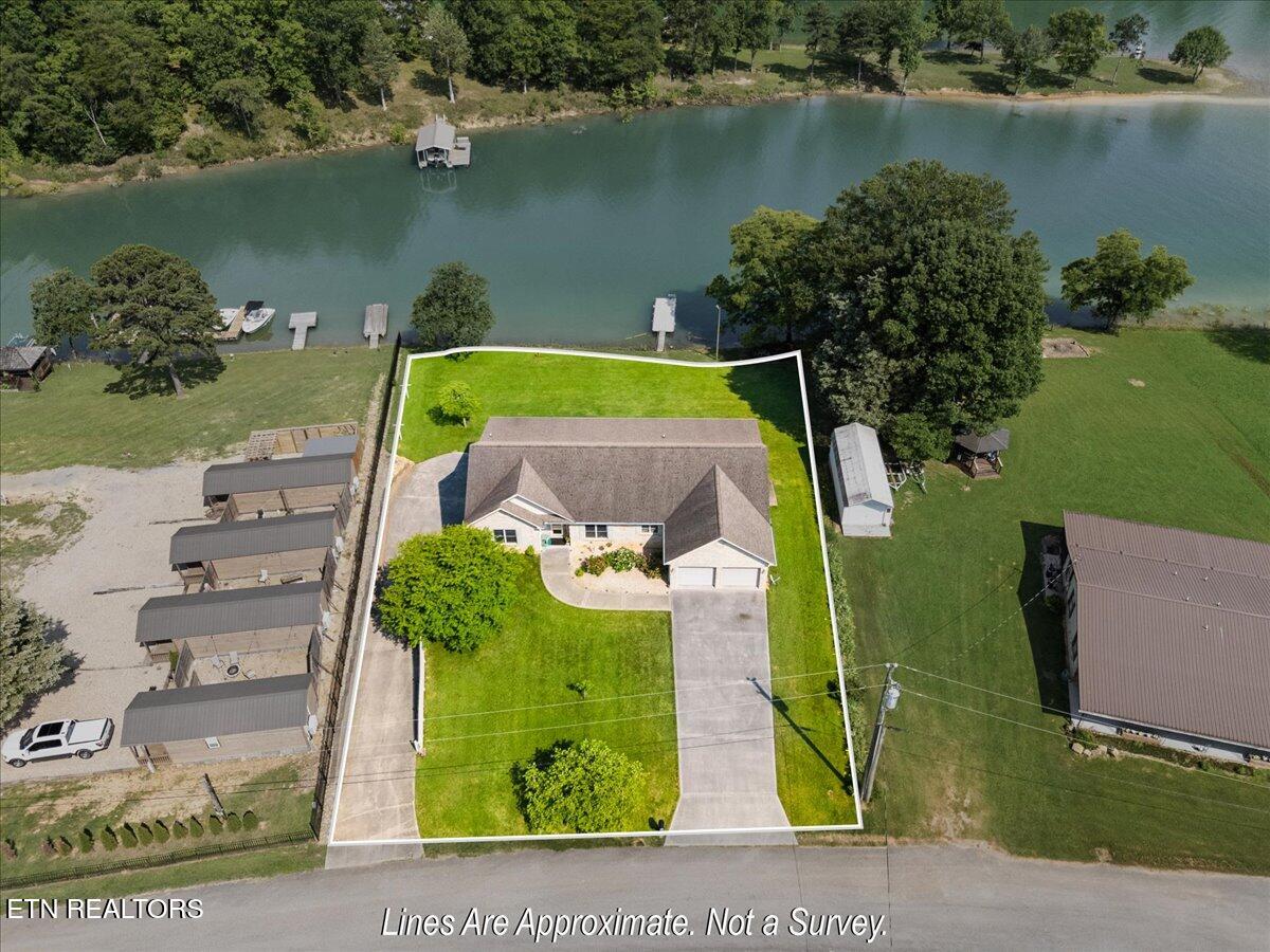915 Smokey Mtn Queen Rd