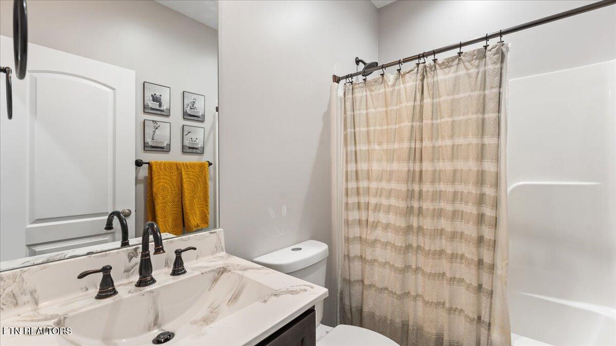 2883 Alden Glenn Court