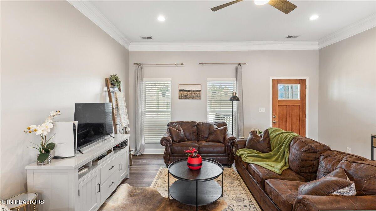 2883 Alden Glenn Court