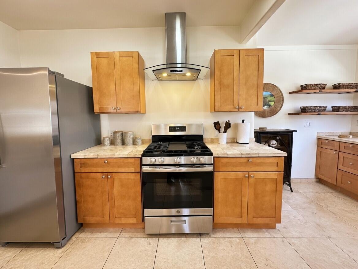 910 W Anapamu Street