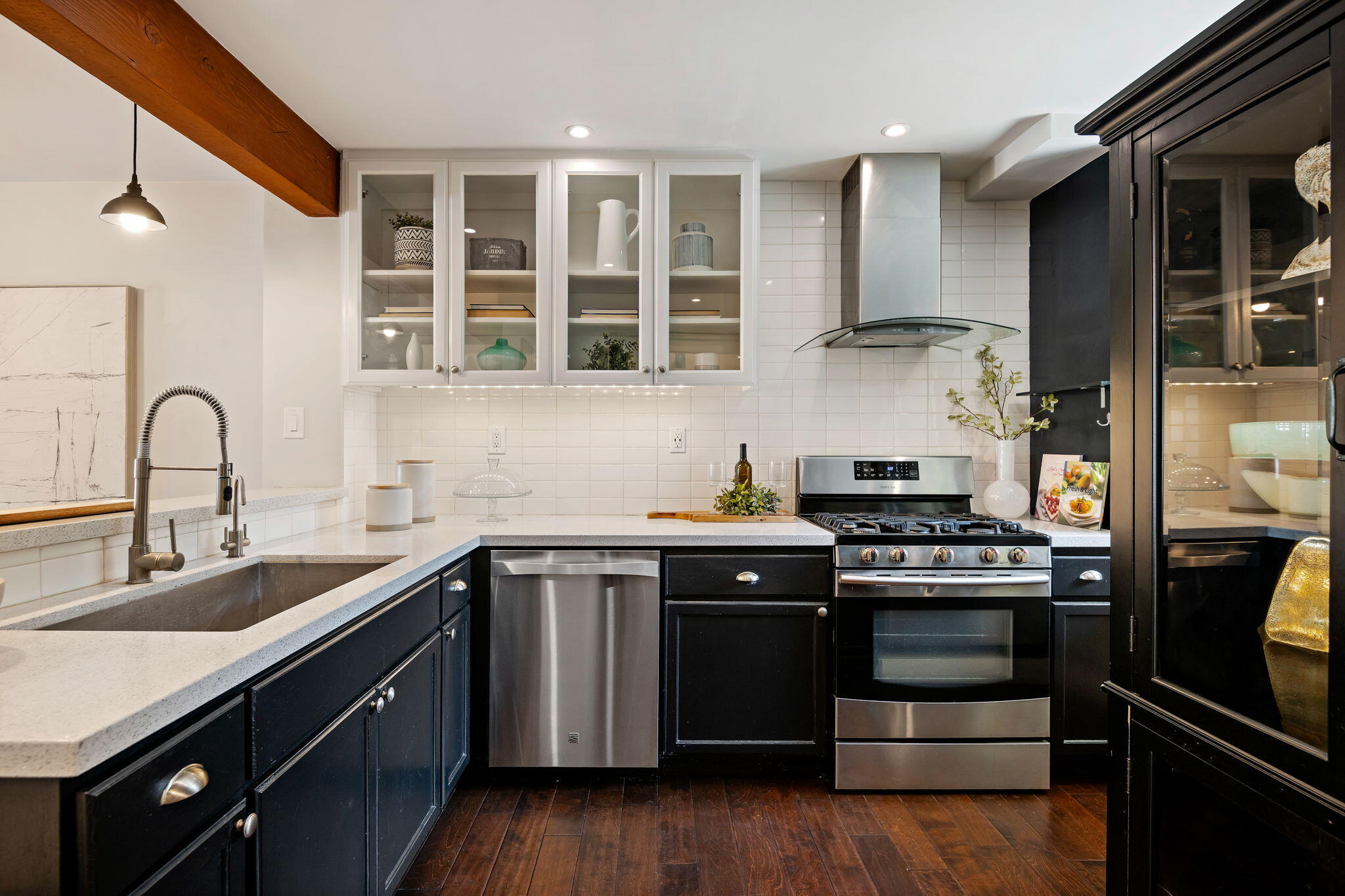 4039 Primavera Road 5