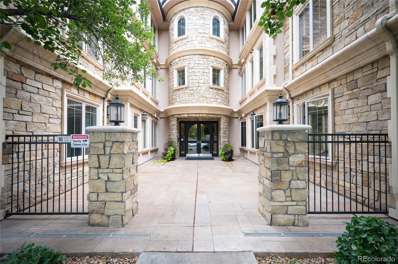 150 S Madison Street Unit: 109