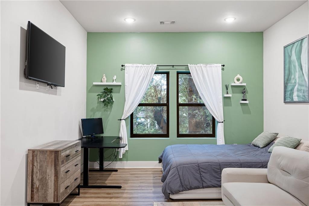 112 Rogers Street NE Unit 202