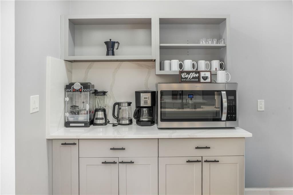 992 Beckwith Street SW