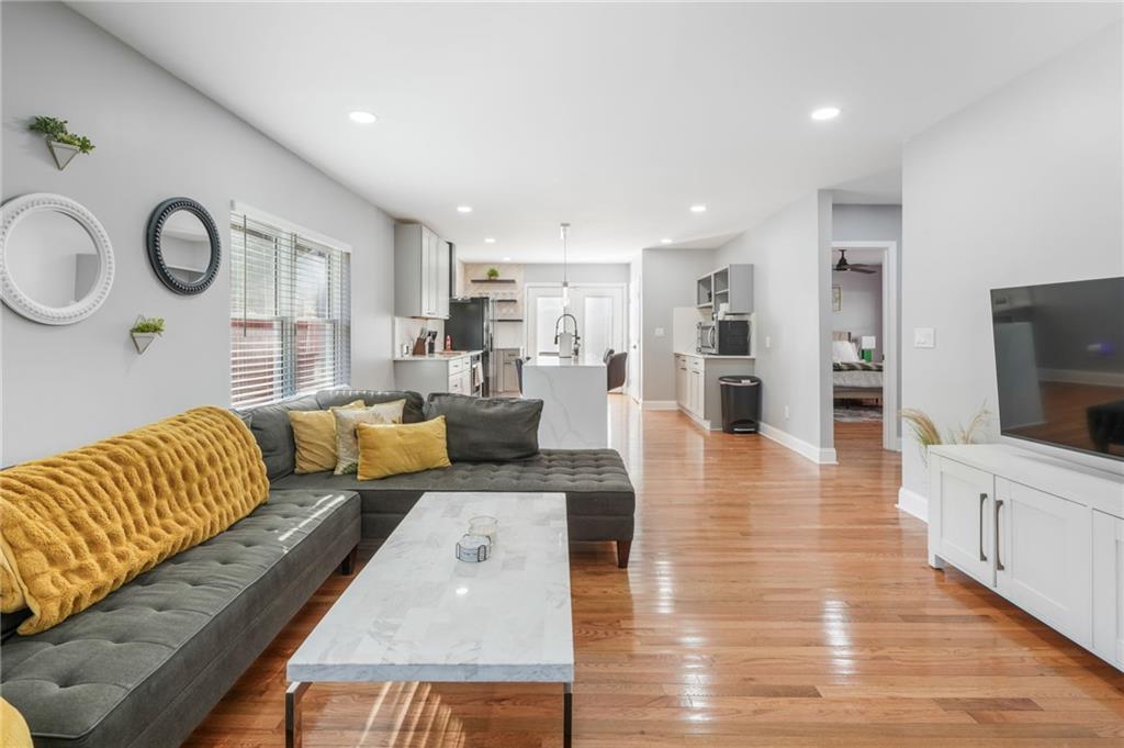 992 Beckwith Street SW