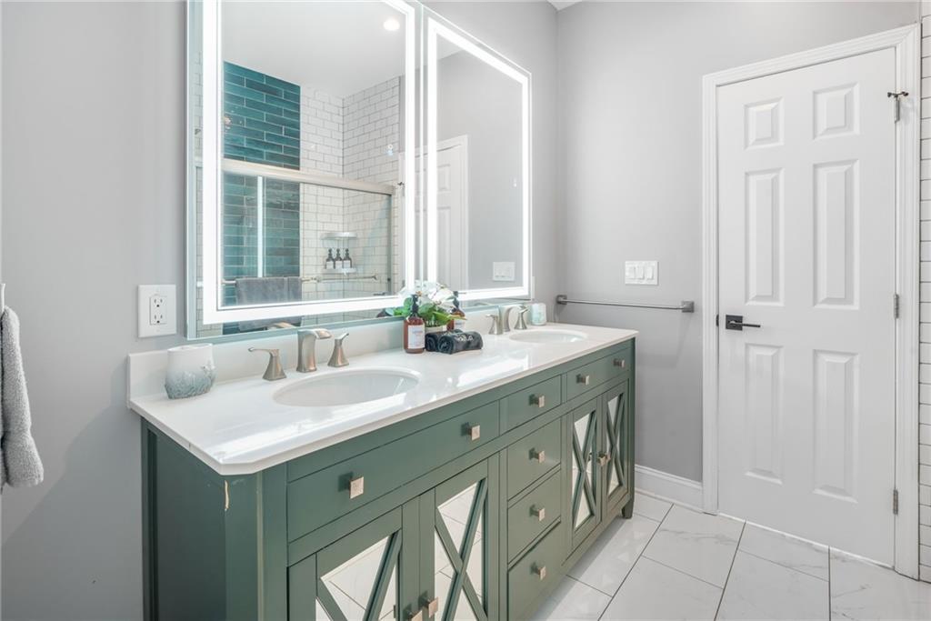 992 Beckwith Street SW