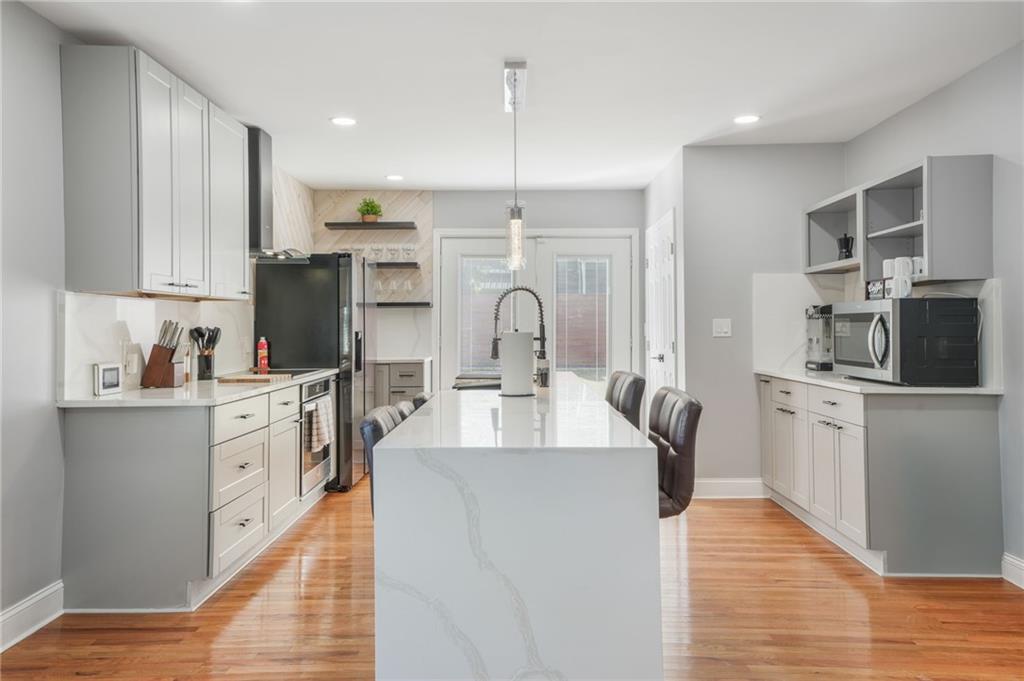 992 Beckwith Street SW