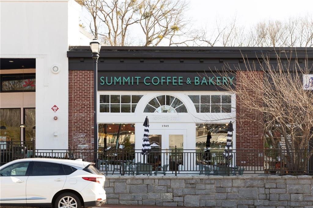 1746 E Clifton Road NE