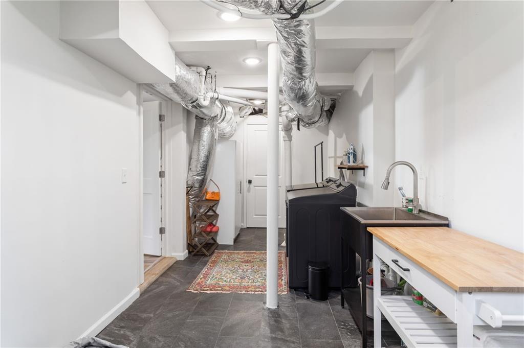 1746 E Clifton Road NE