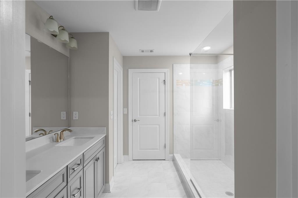 5980 Arbor Green Circle
