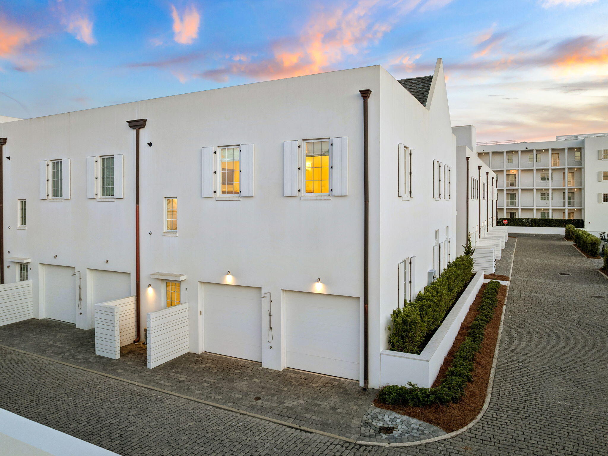 25 Stella Way M7 Way M 7