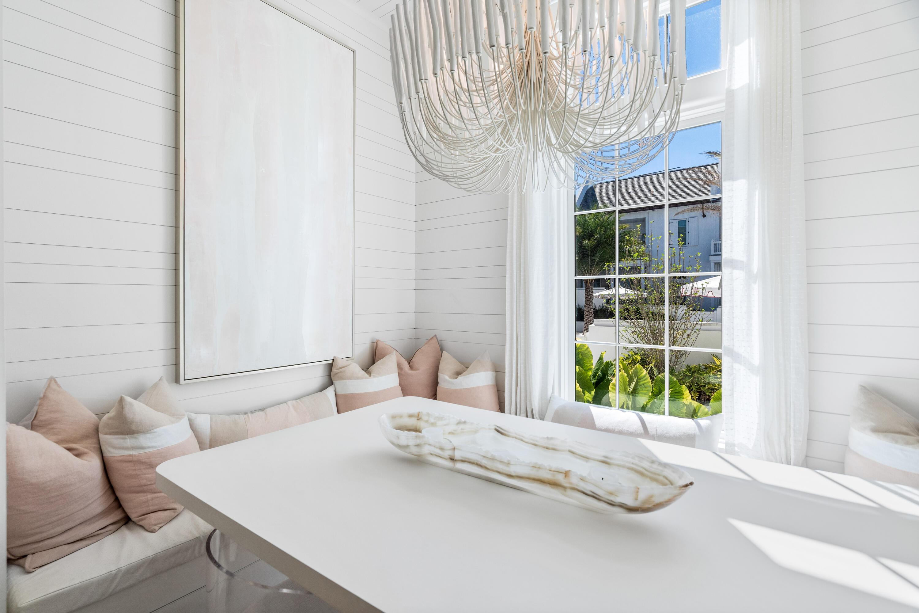 25 Stella Way M9