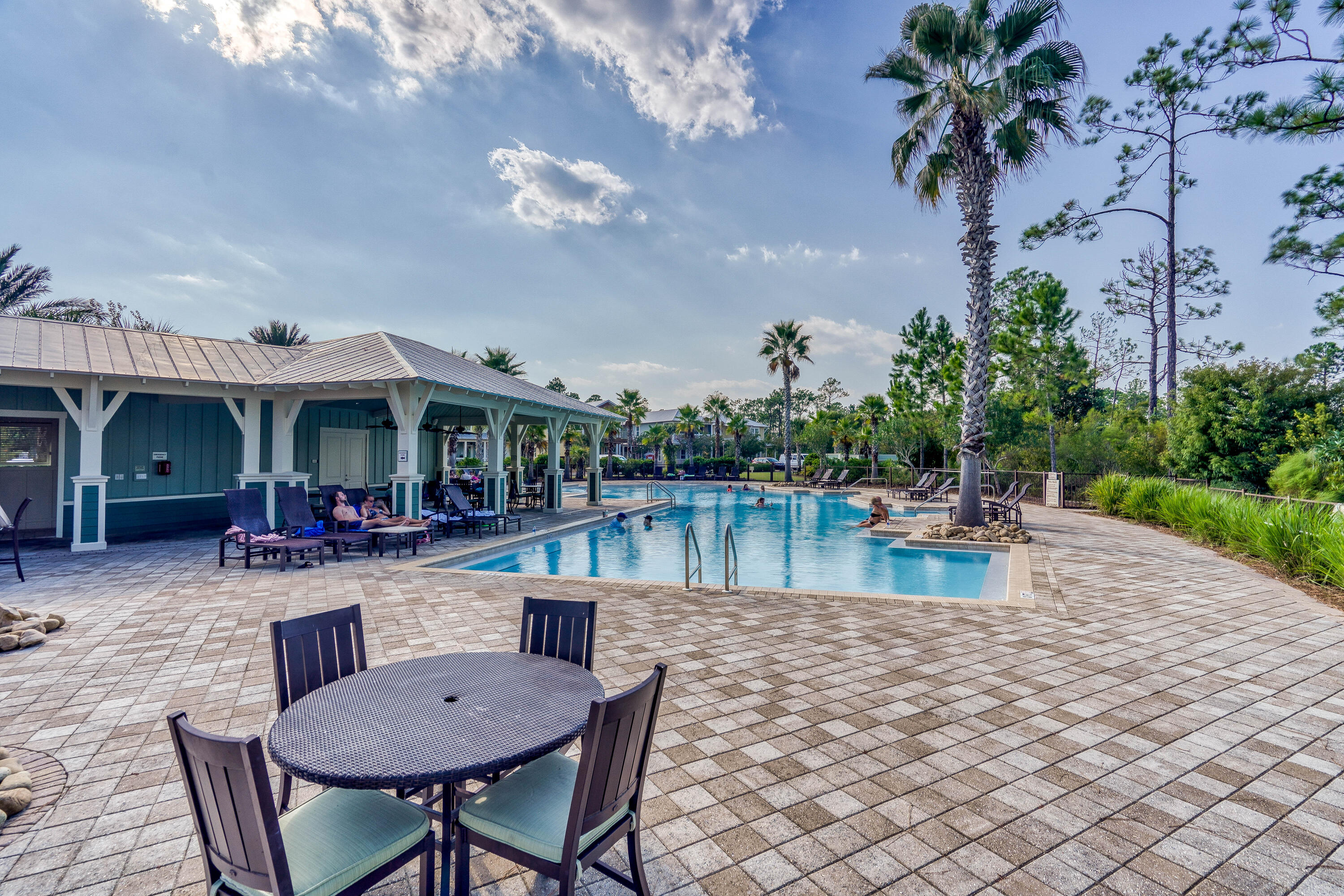 985 Sandgrass Boulevard