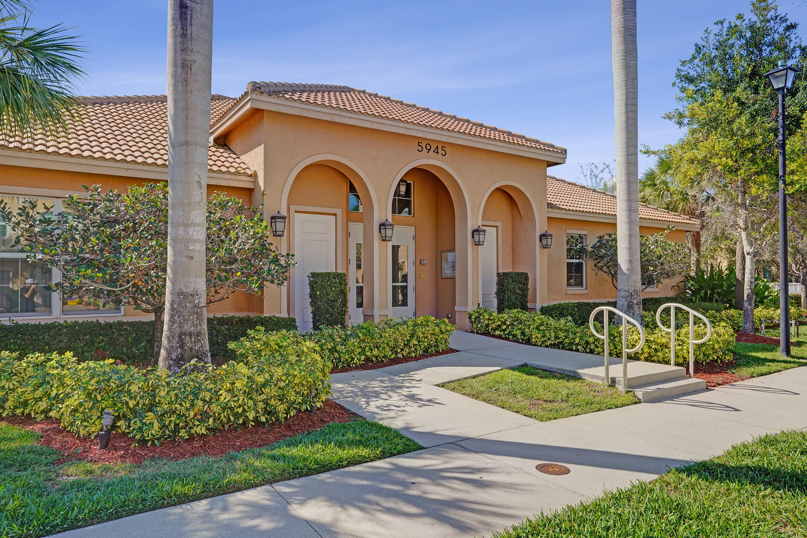 5889 Monterra Club Drive