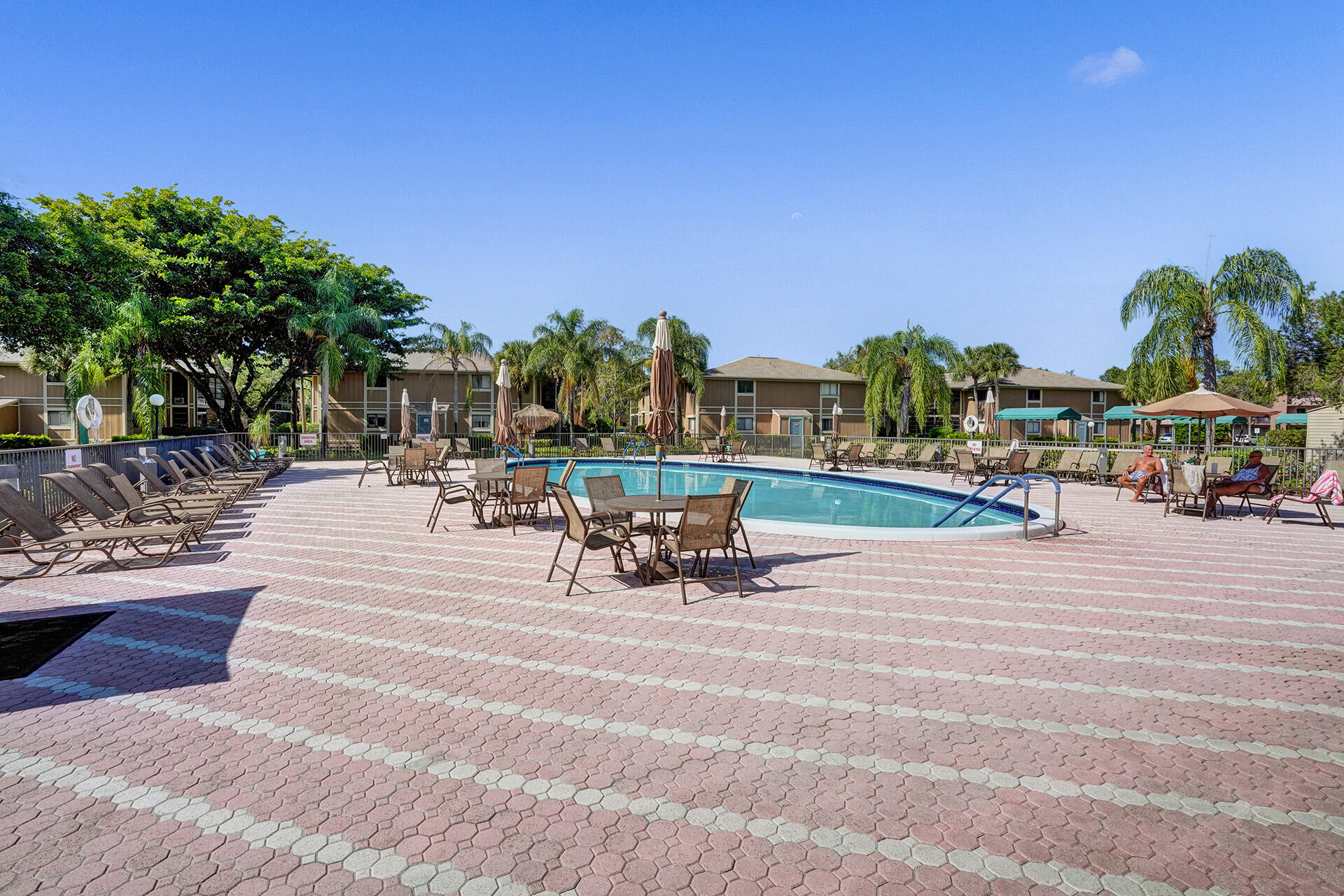 7432 Ashmont Circle 208