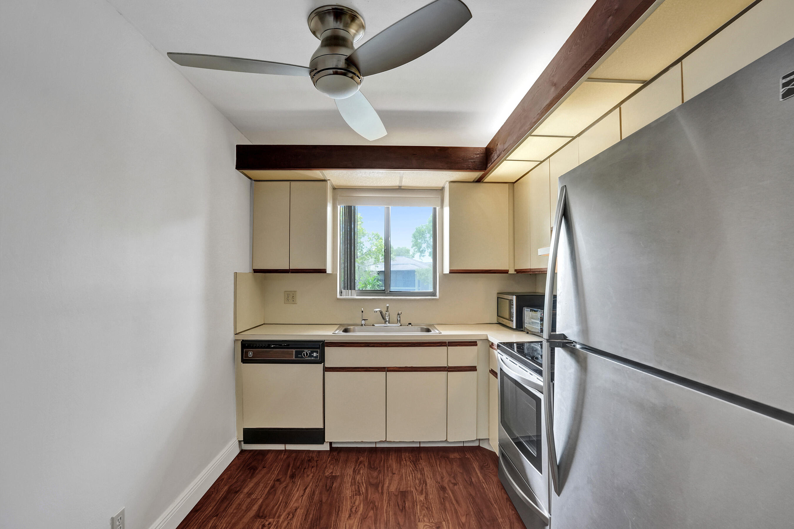 7432 Ashmont Circle 208