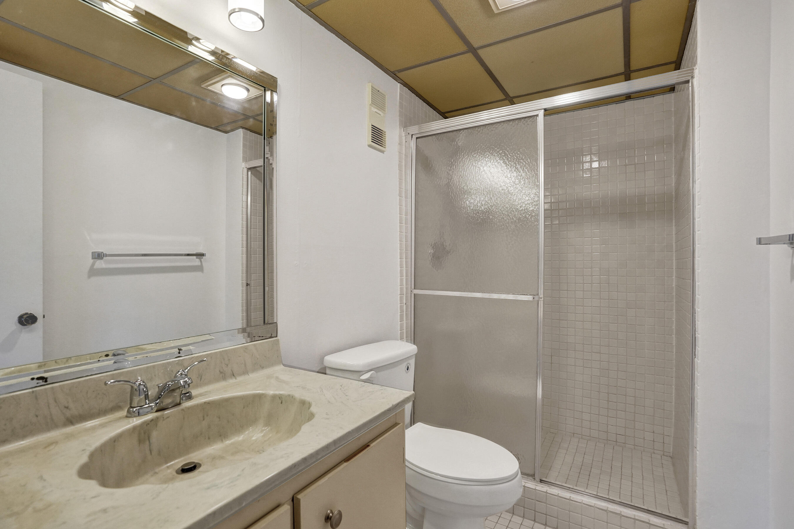 7432 Ashmont Circle 208
