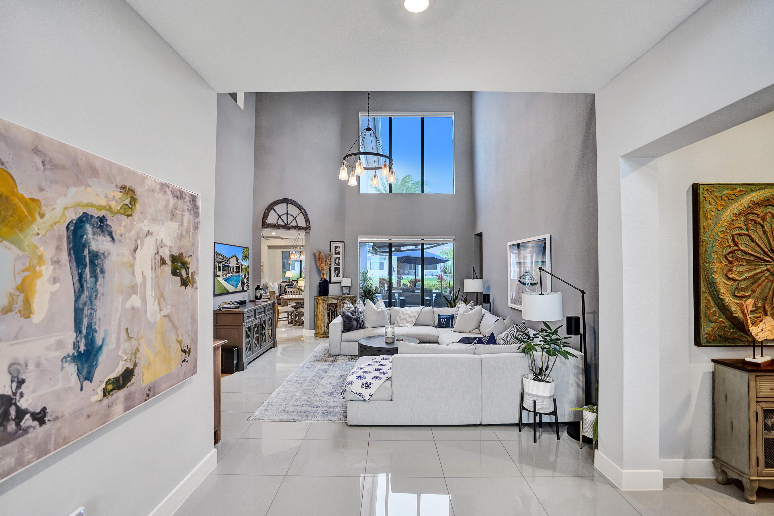 10514 N Lago Vista Circle