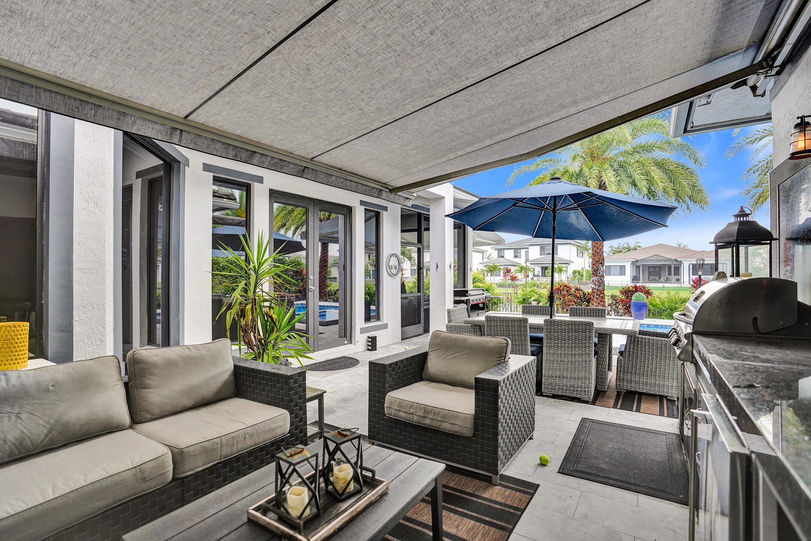 10514 N Lago Vista Circle