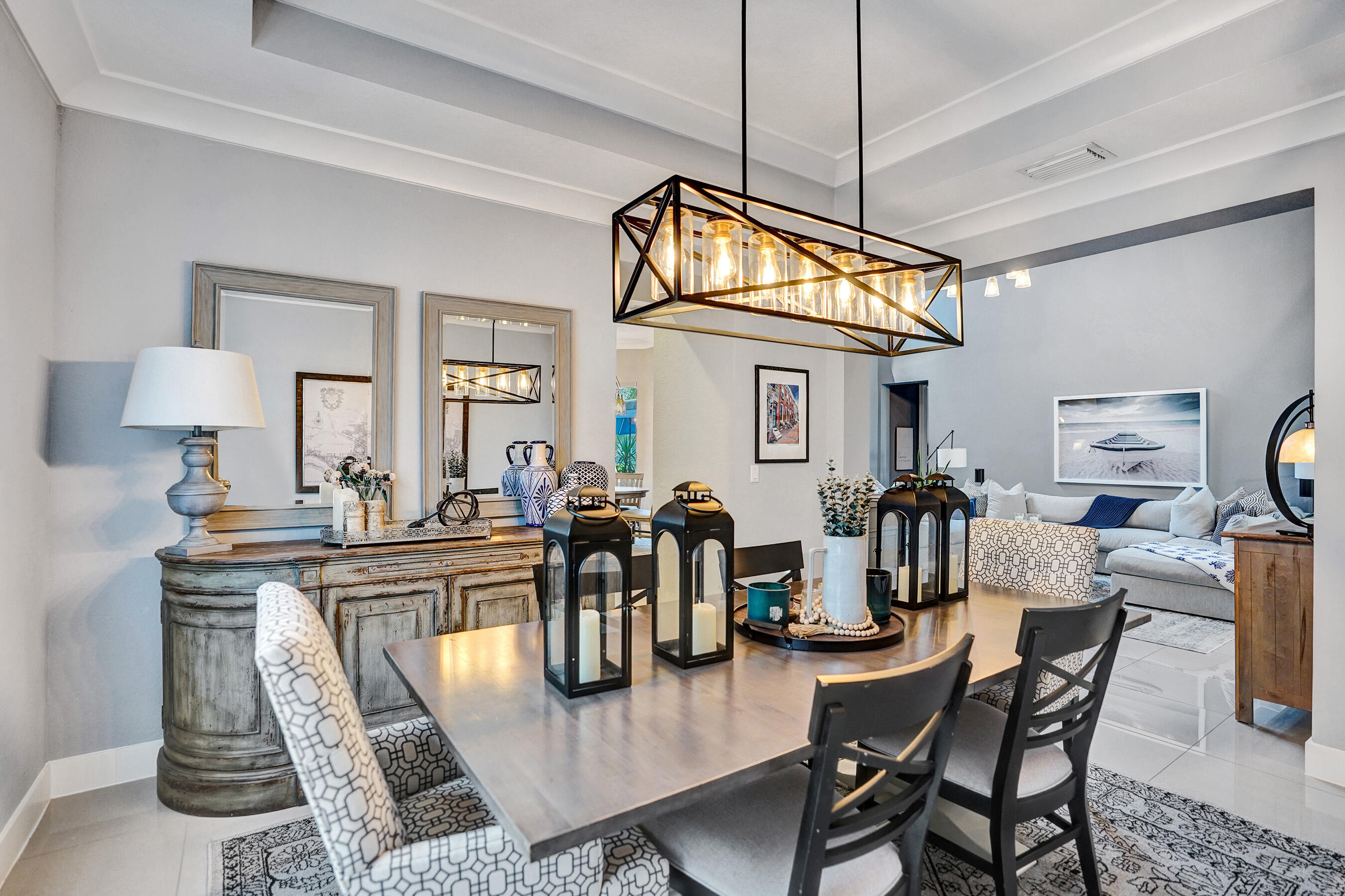 10514 N Lago Vista Circle