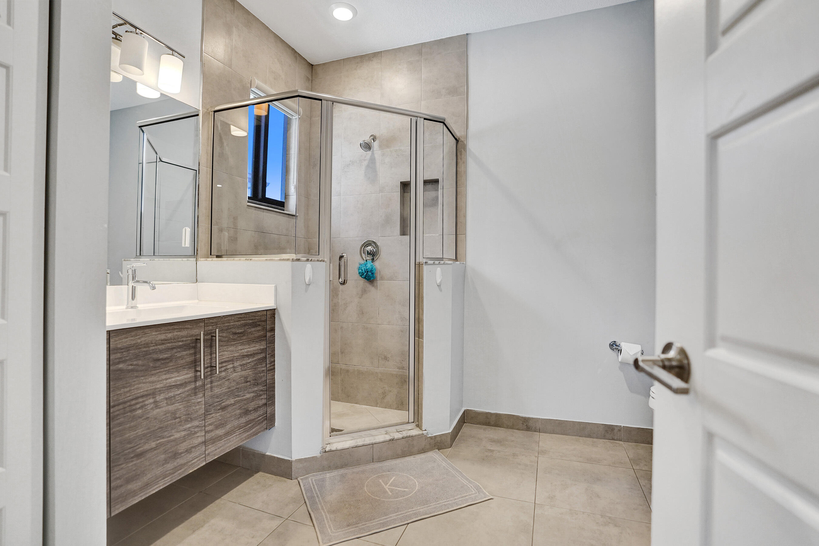 10514 N Lago Vista Circle