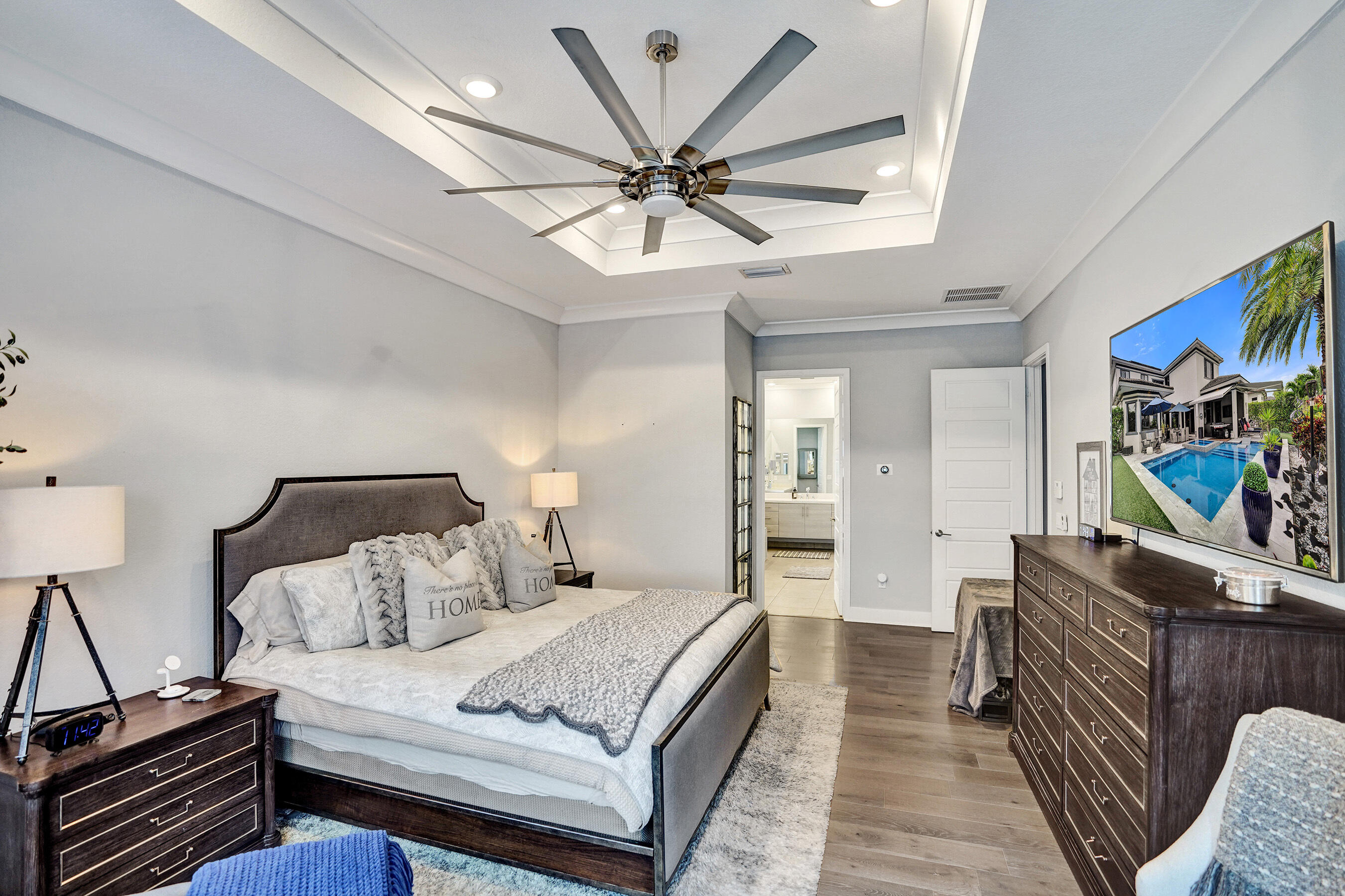 10514 N Lago Vista Circle