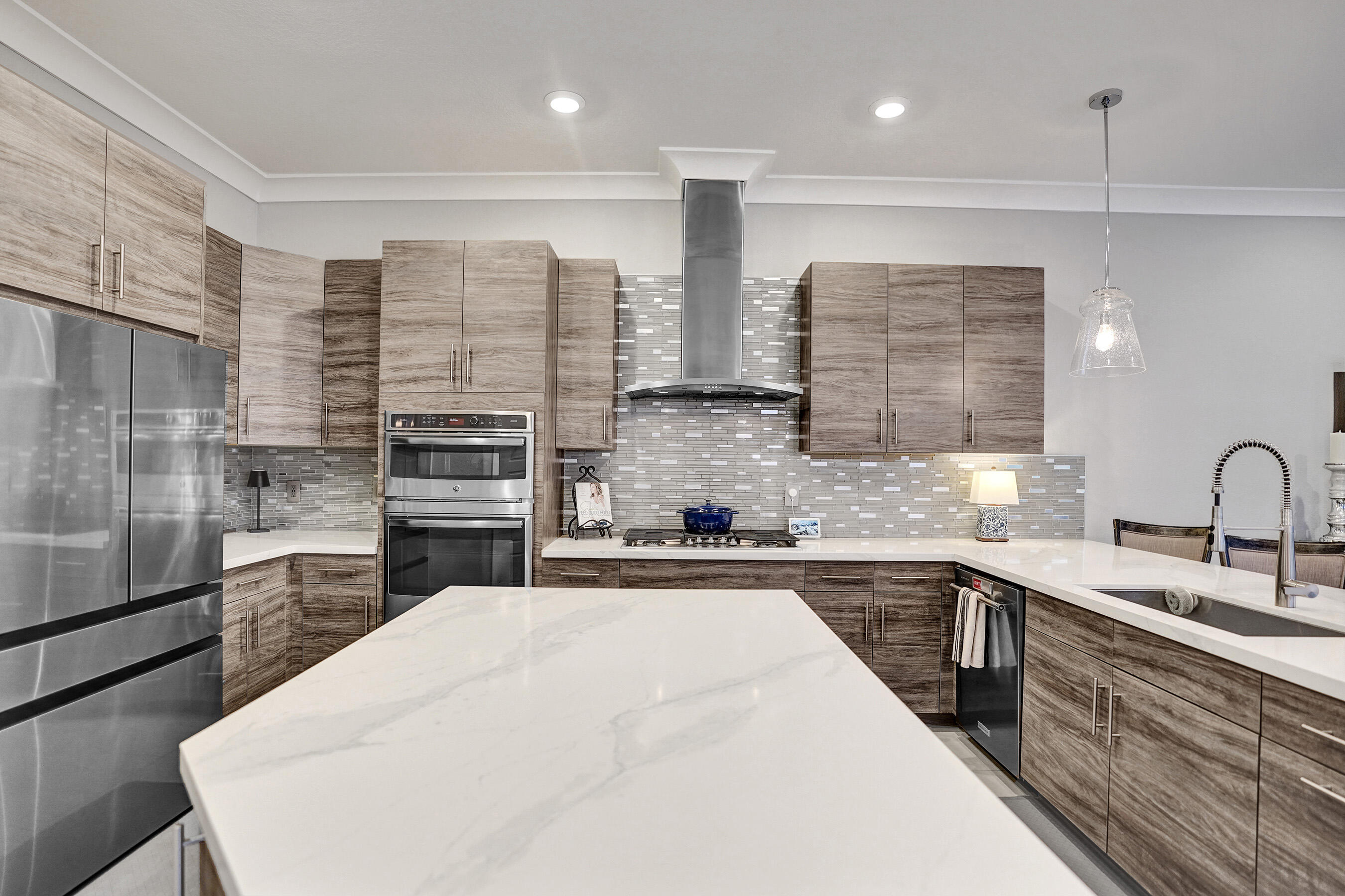 10514 N Lago Vista Circle