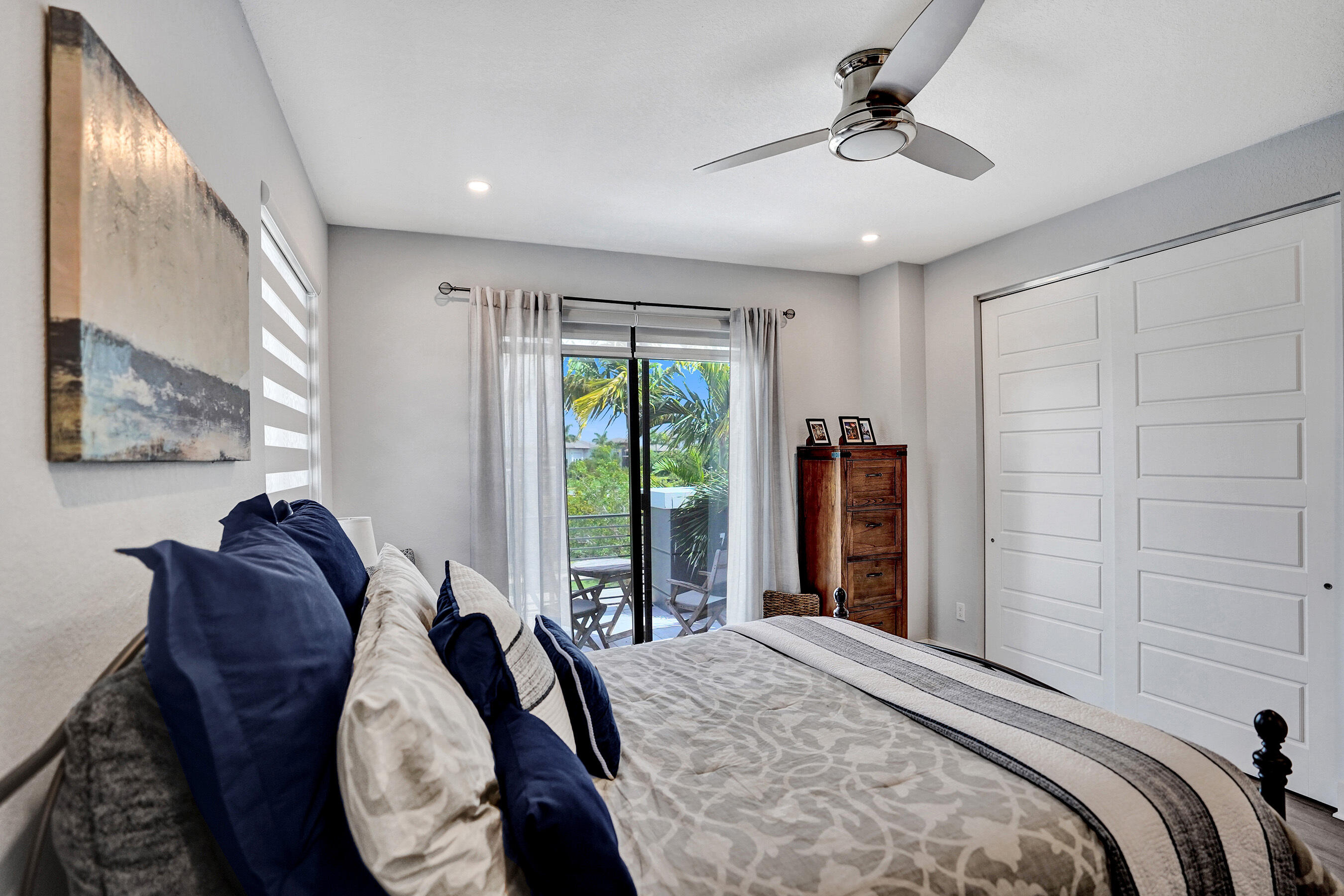 10514 N Lago Vista Circle