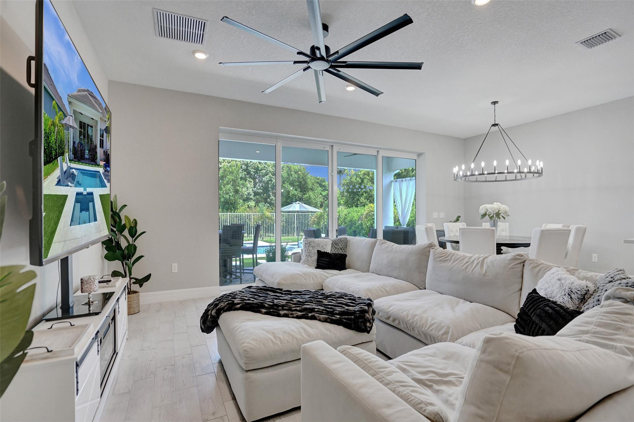 9621 Mosler Trail