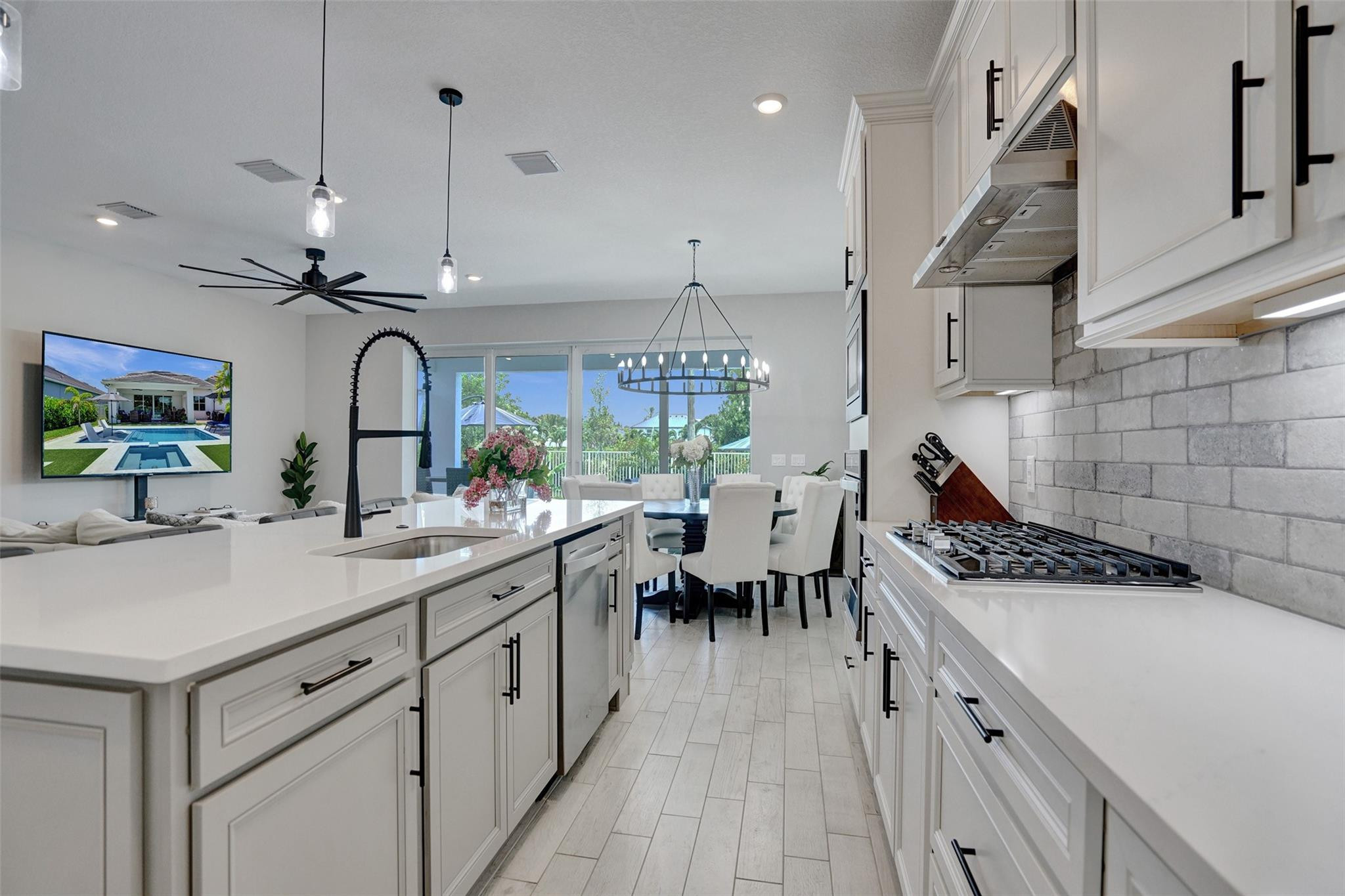9621 Mosler Trail