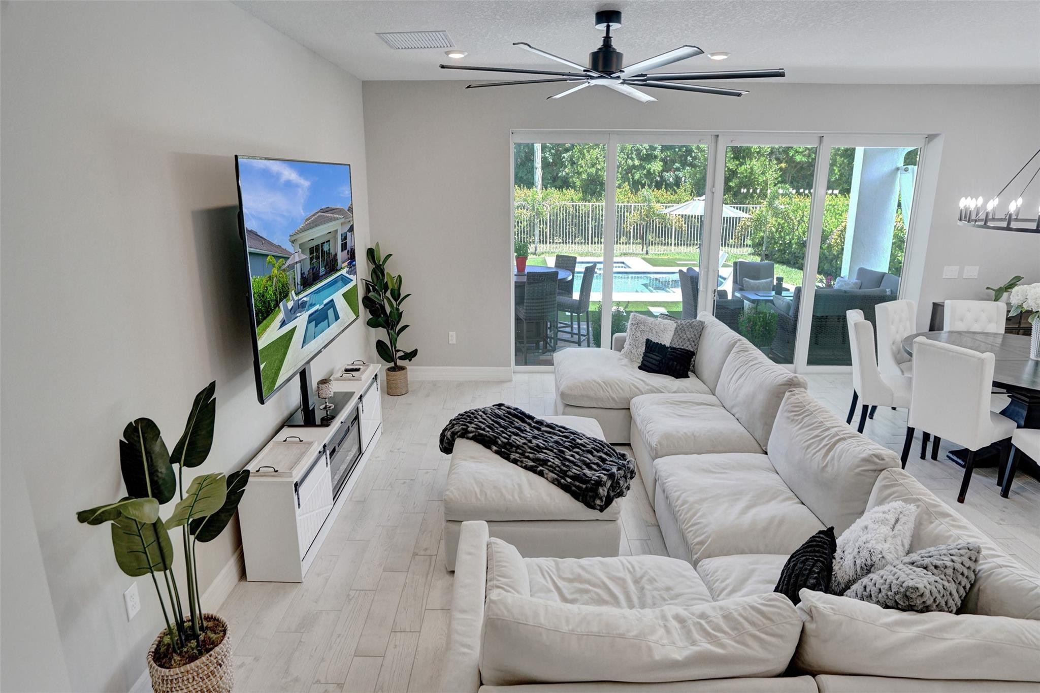 9621 Mosler Trail
