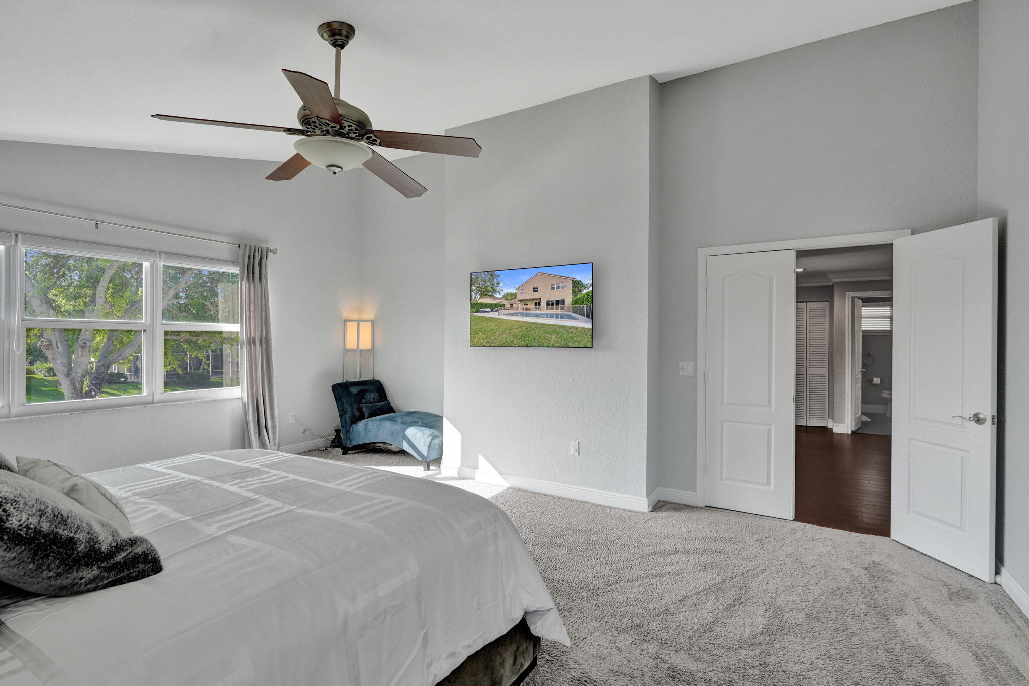 6820 NW 73rd Street