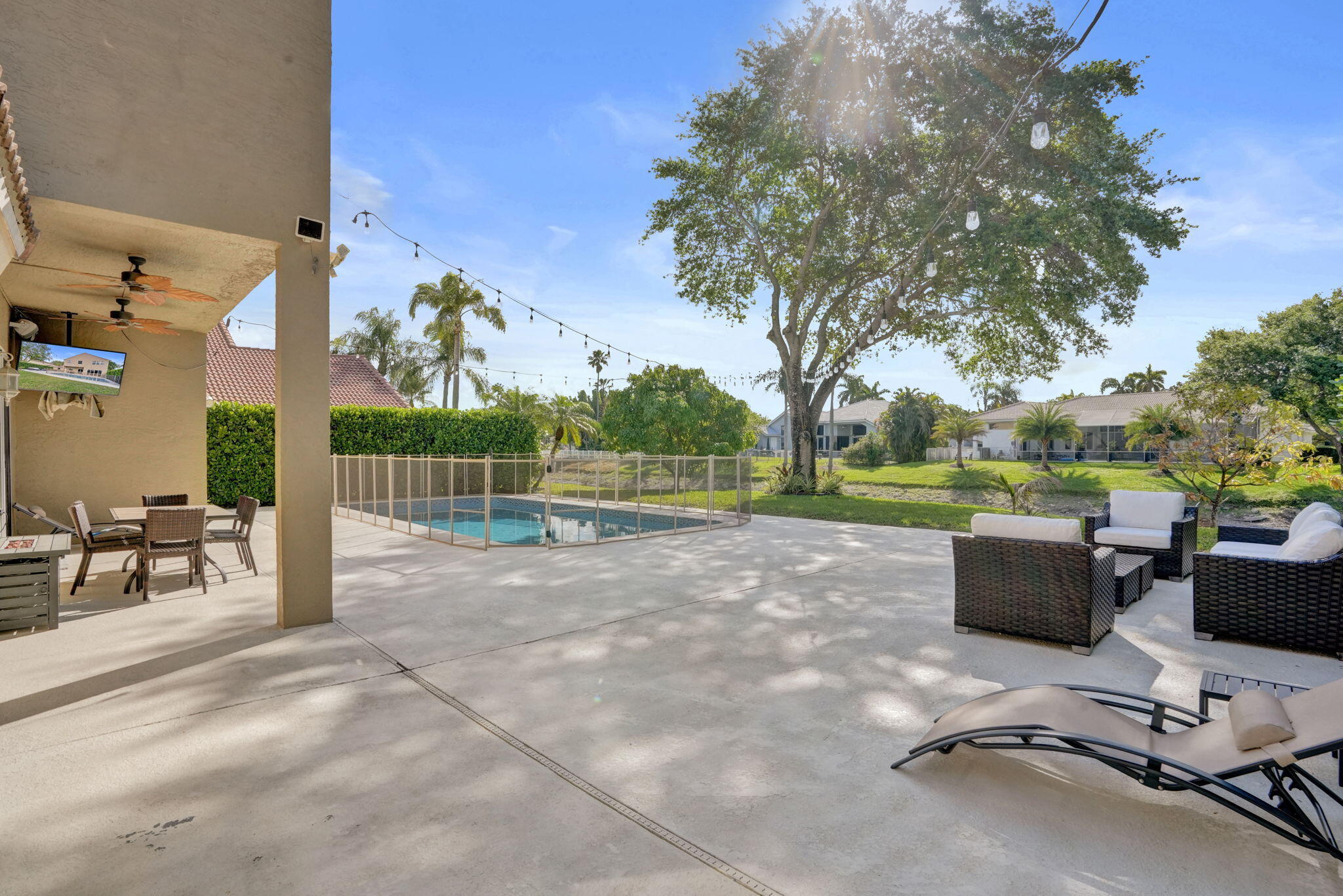 6820 NW 73rd Street