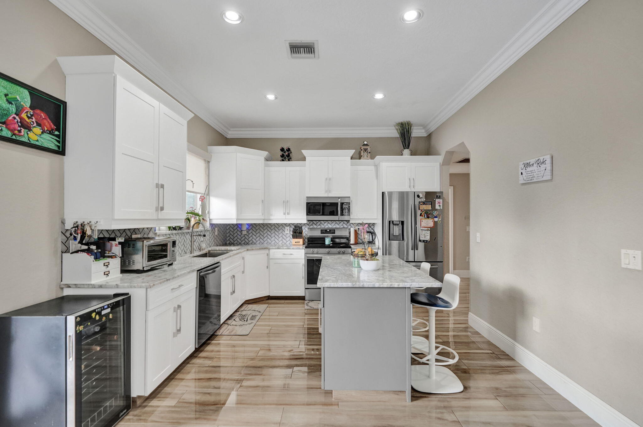 6820 NW 73rd Street