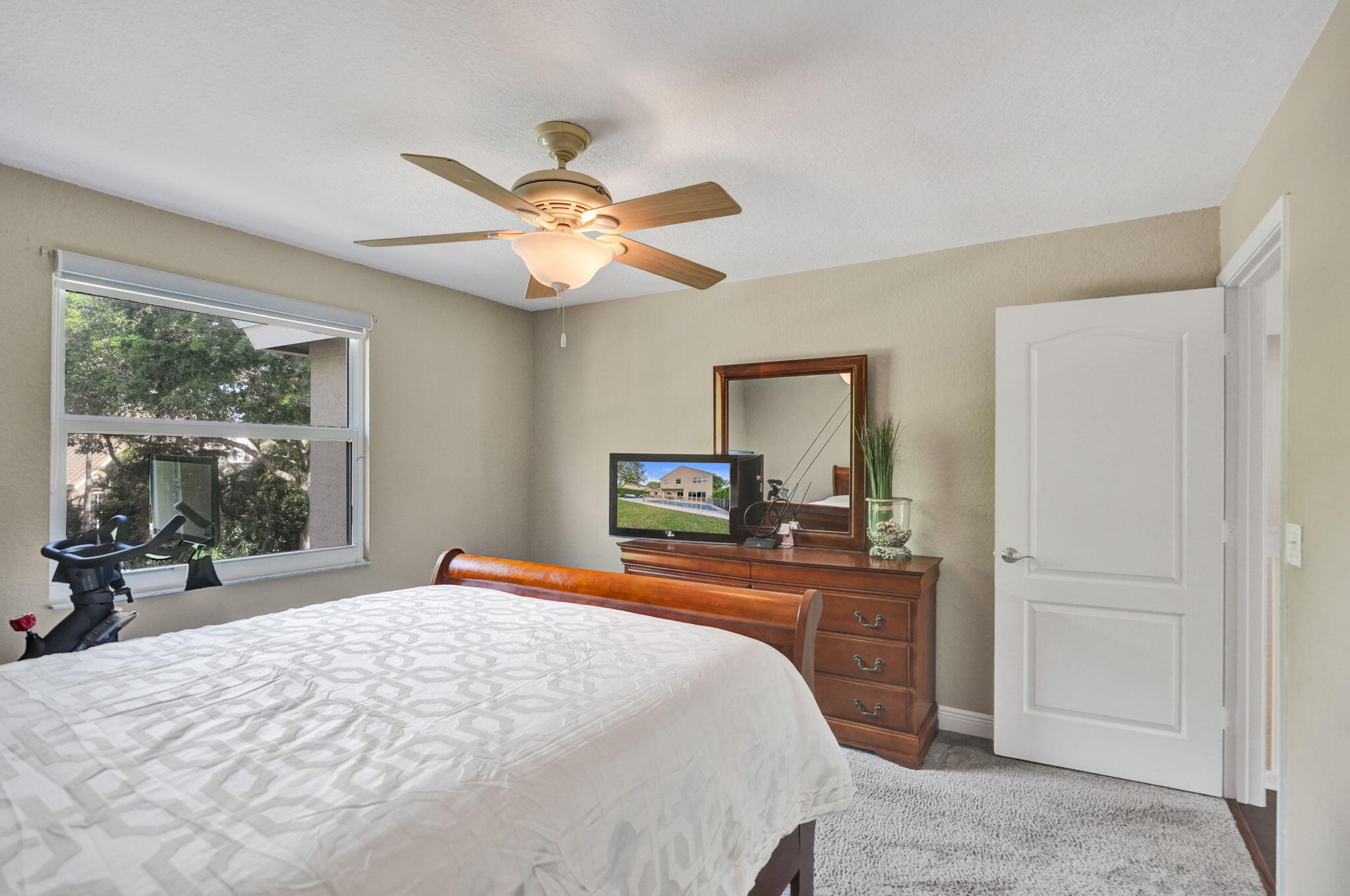 6820 NW 73rd Street