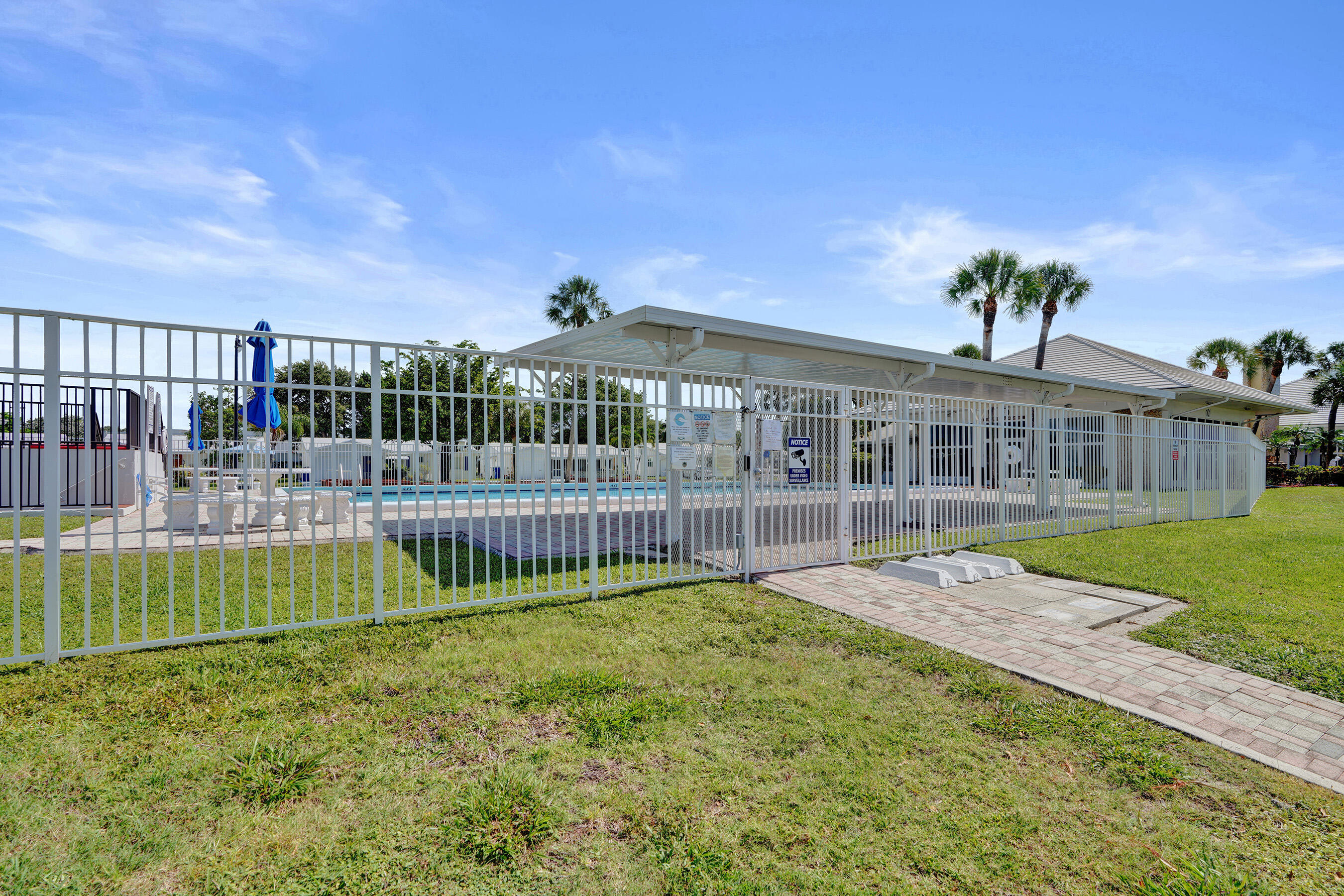 411 NW 26th Court