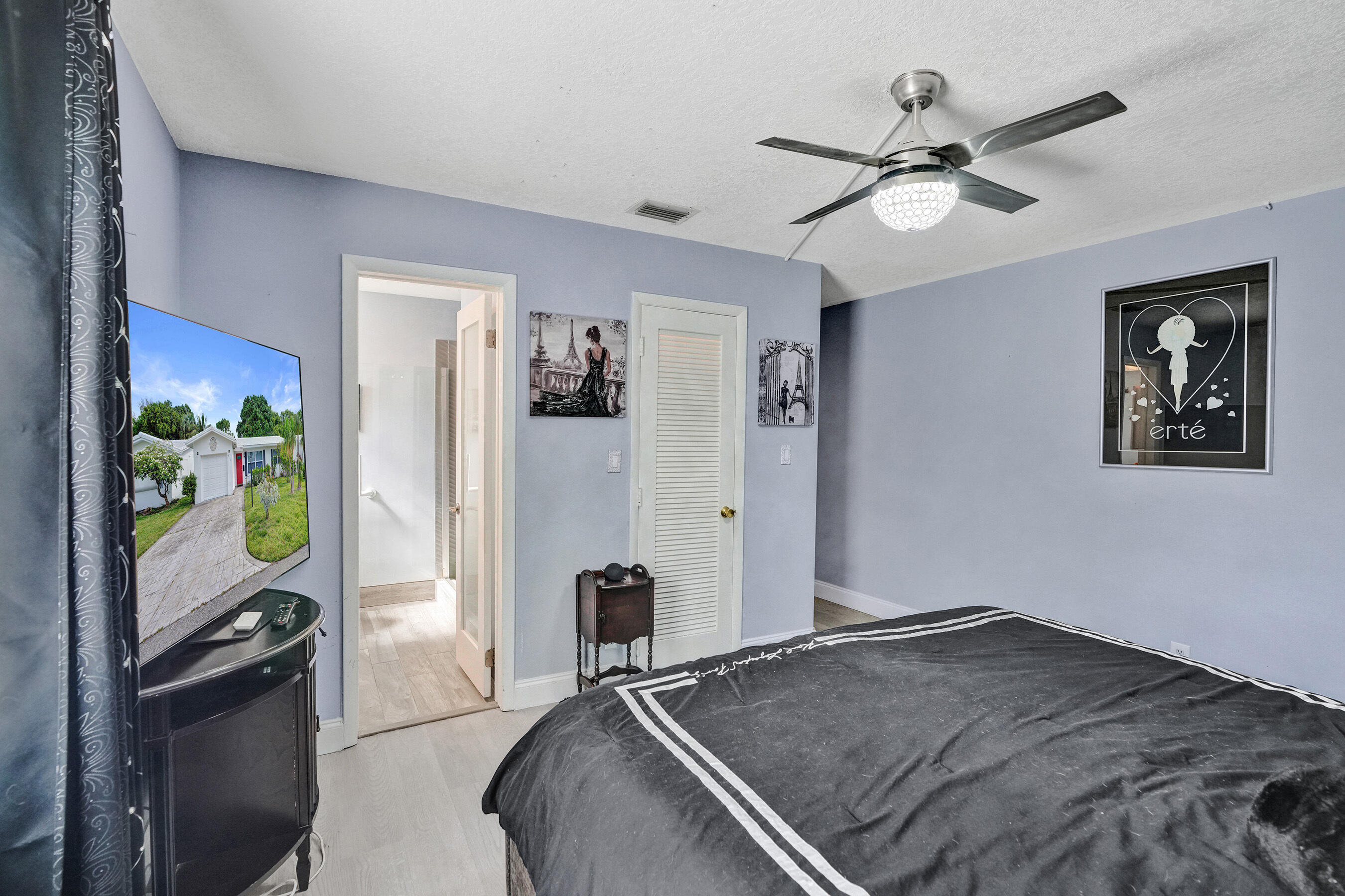 411 NW 26th Court