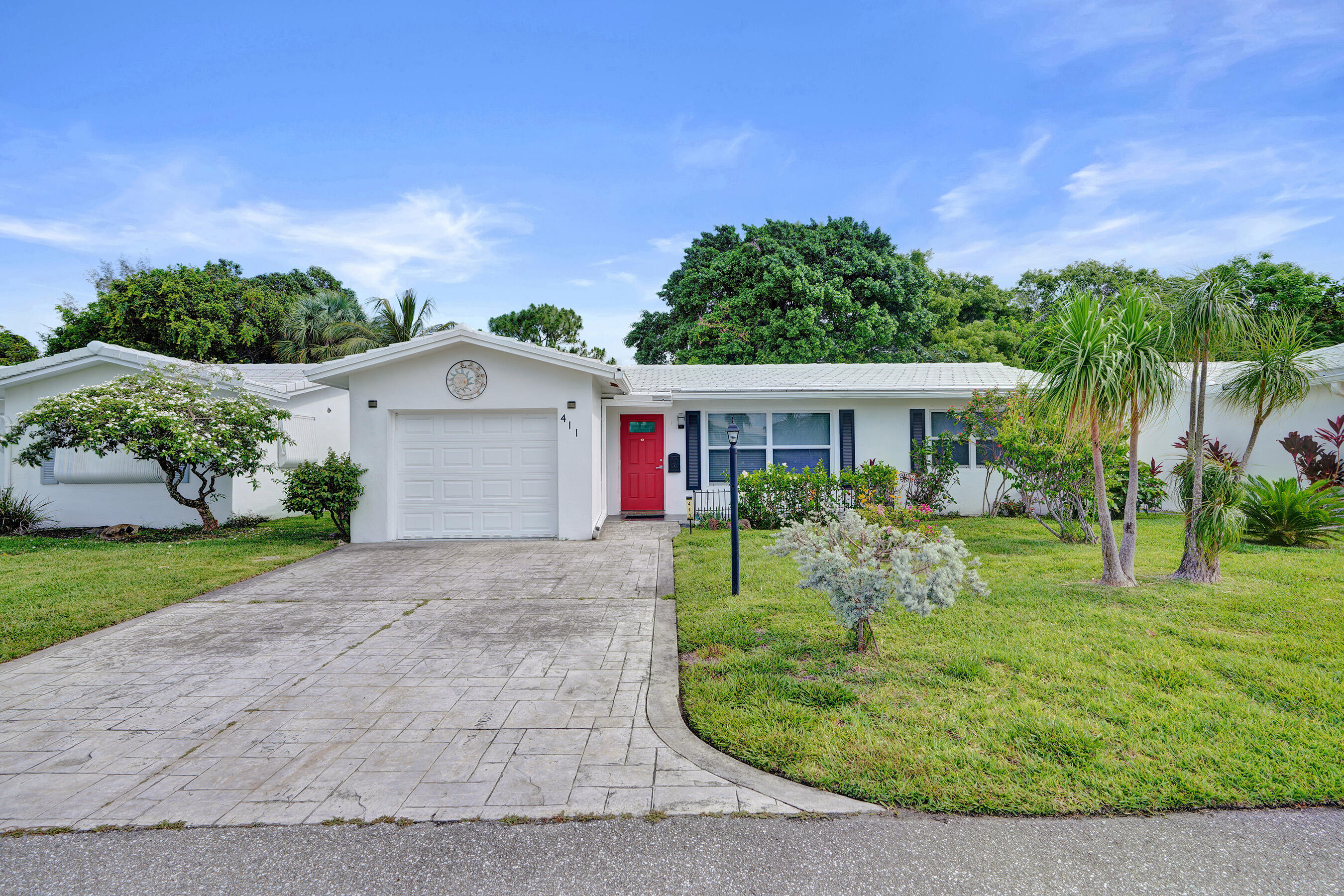 411 NW 26th Court