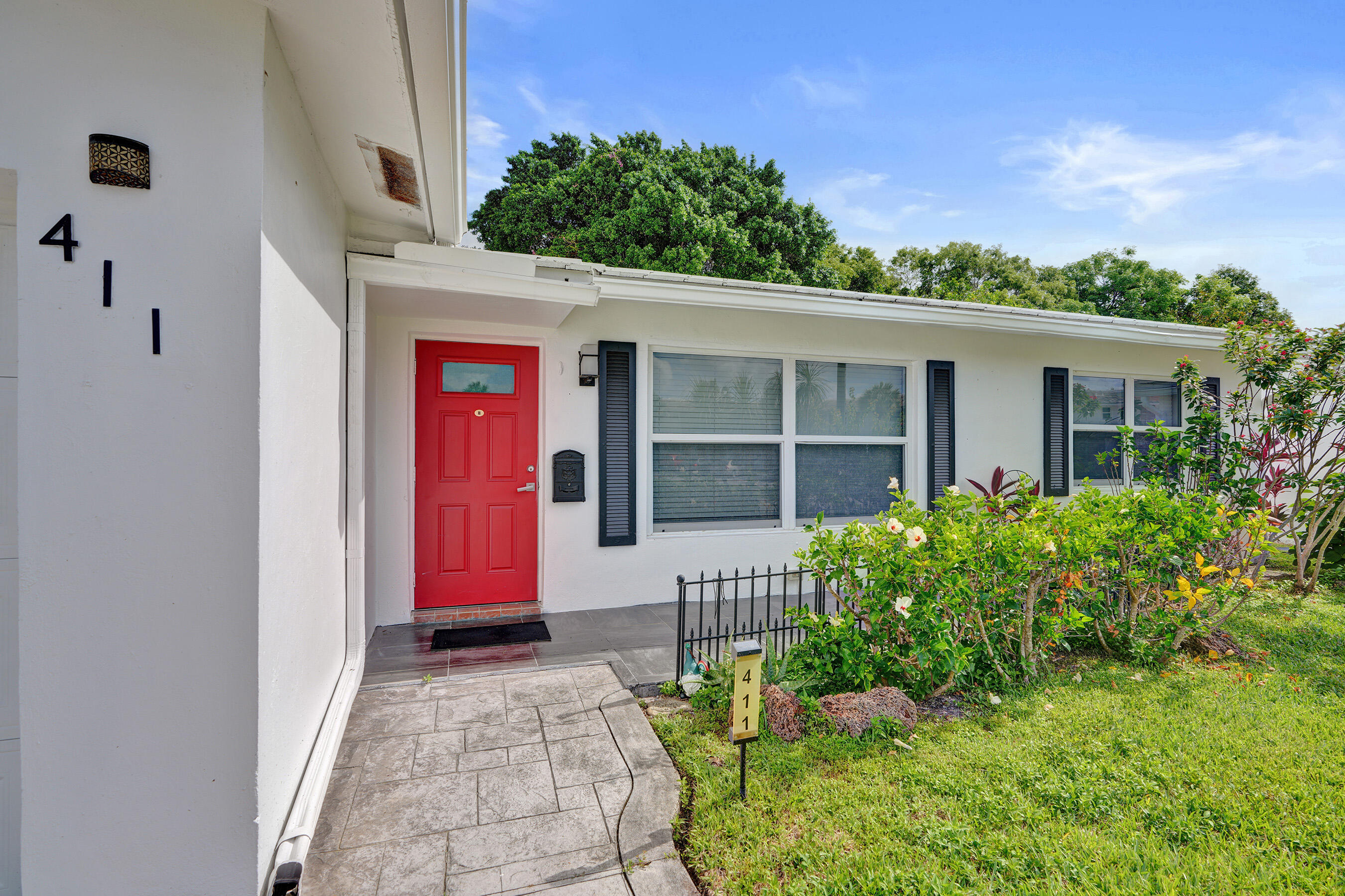 411 NW 26th Court