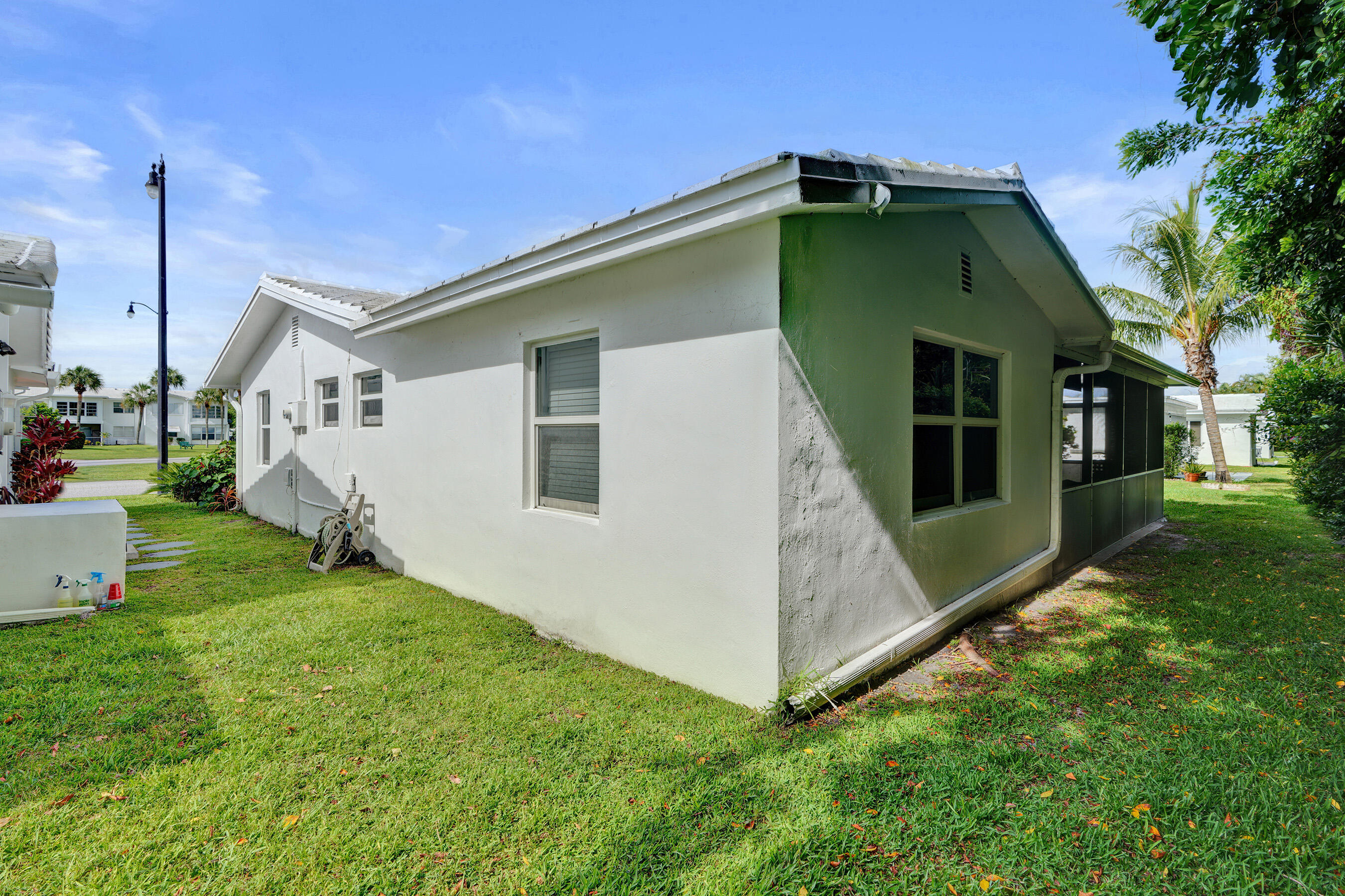 411 NW 26th Court