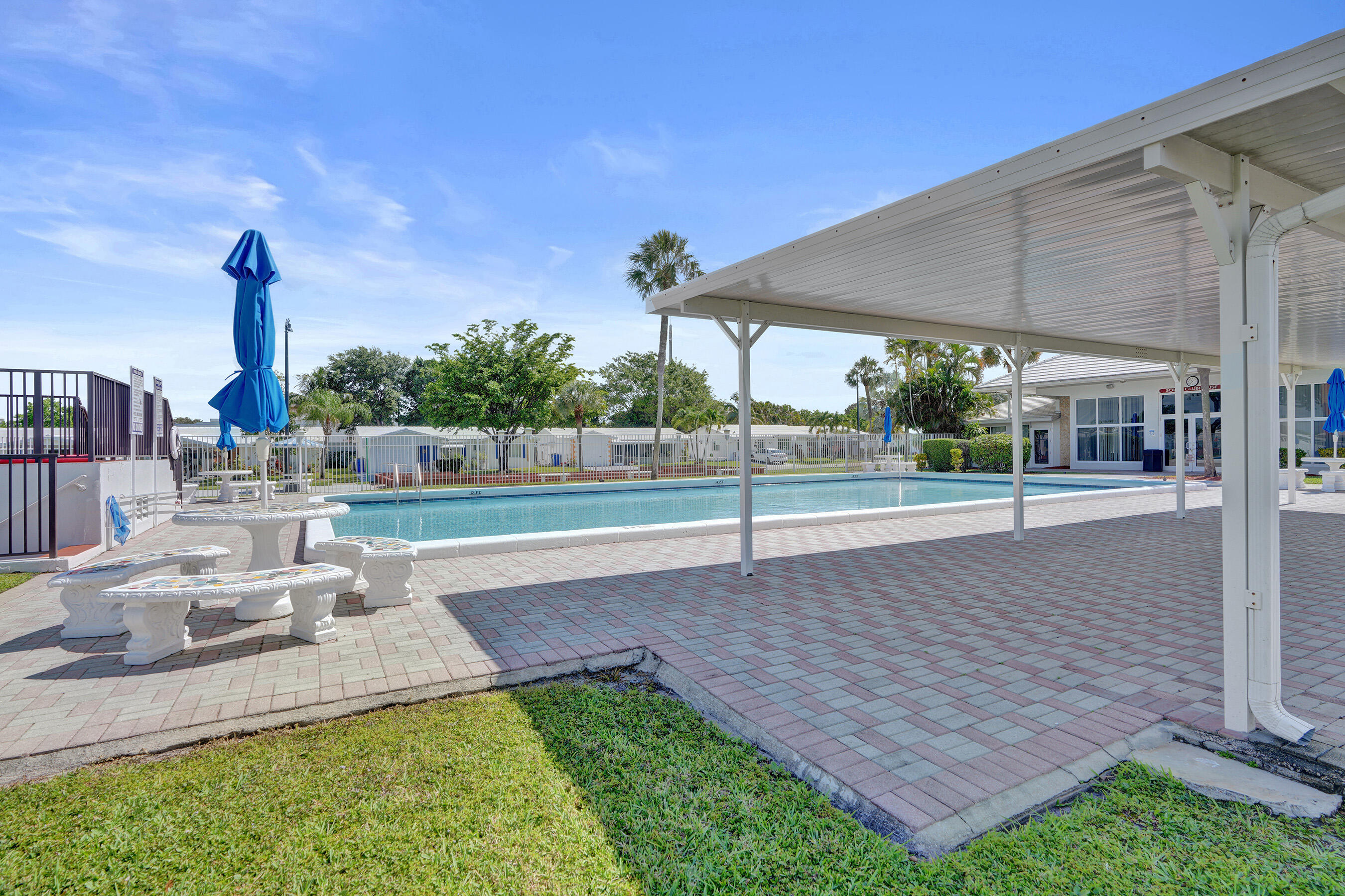 411 NW 26th Court