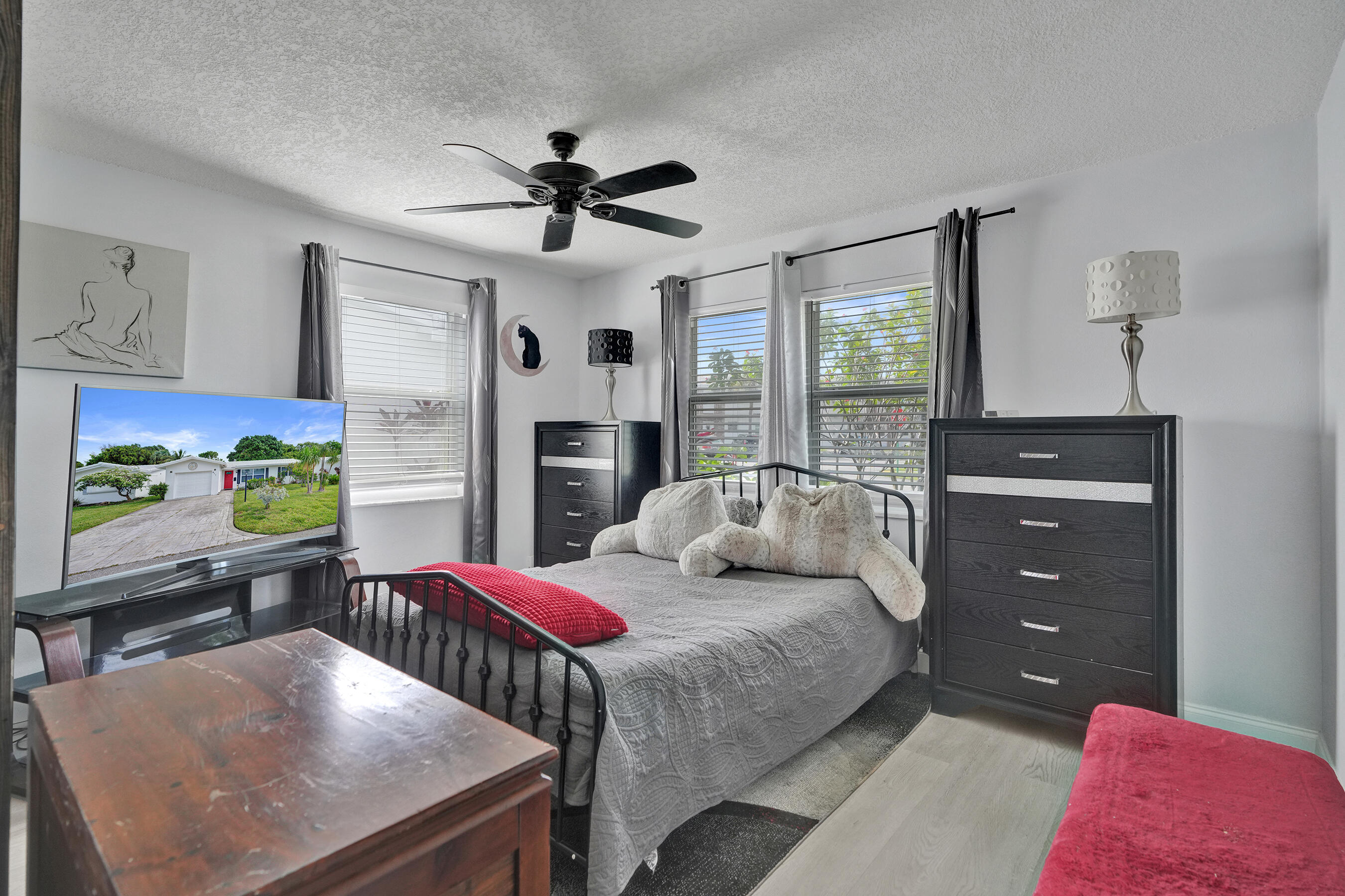 411 NW 26th Court