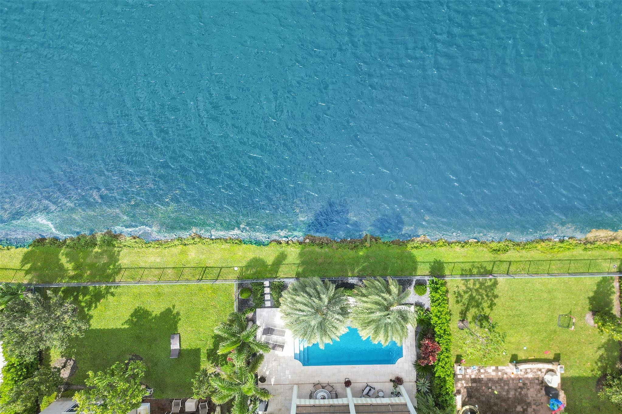 9749 Blue Isle BAY