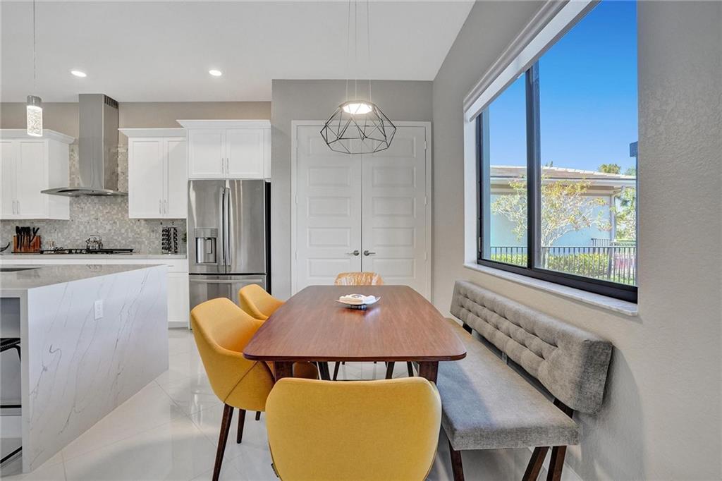 10655 Mira Vista Drive