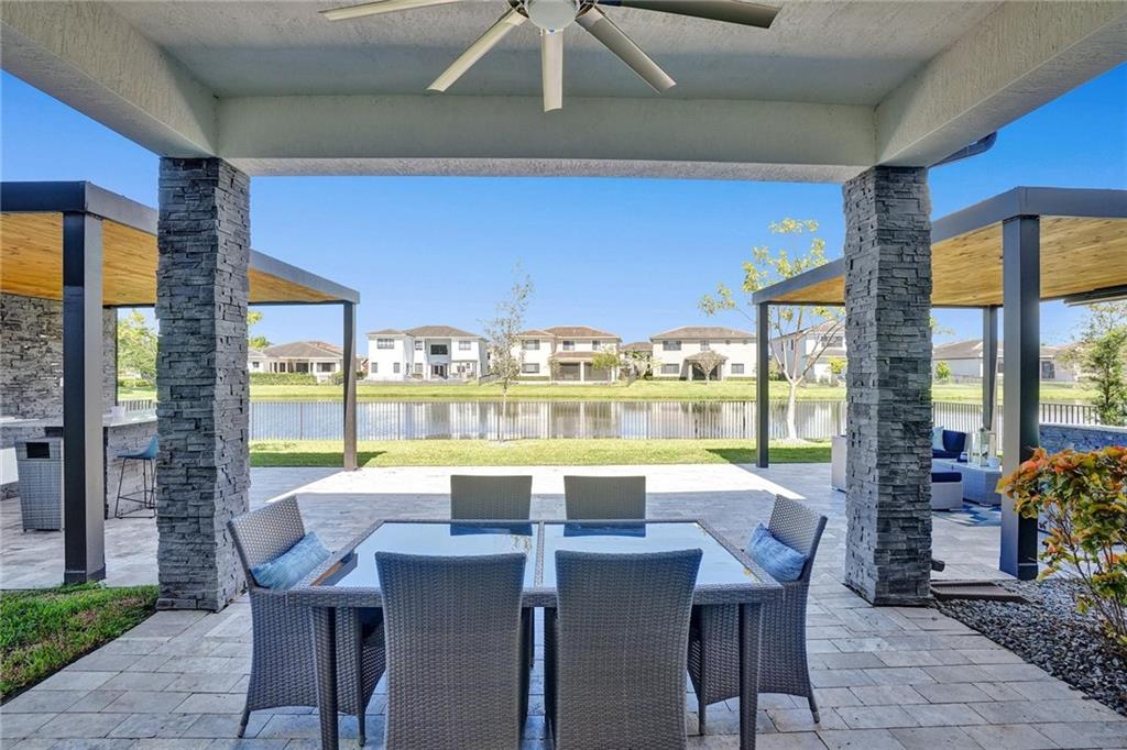 10655 Mira Vista Drive