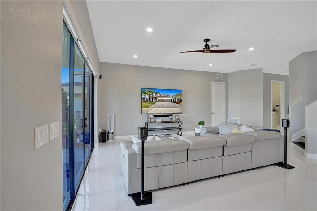 10655 Mira Vista Drive