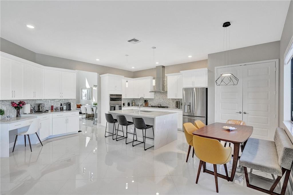 10655 Mira Vista Drive