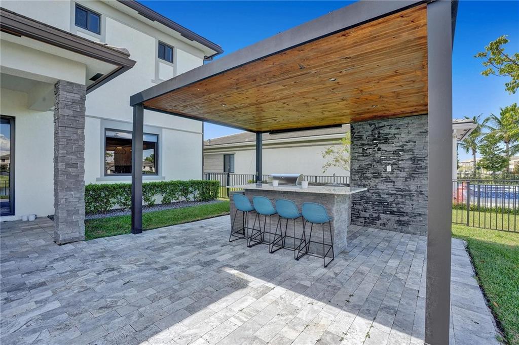 10655 Mira Vista Drive